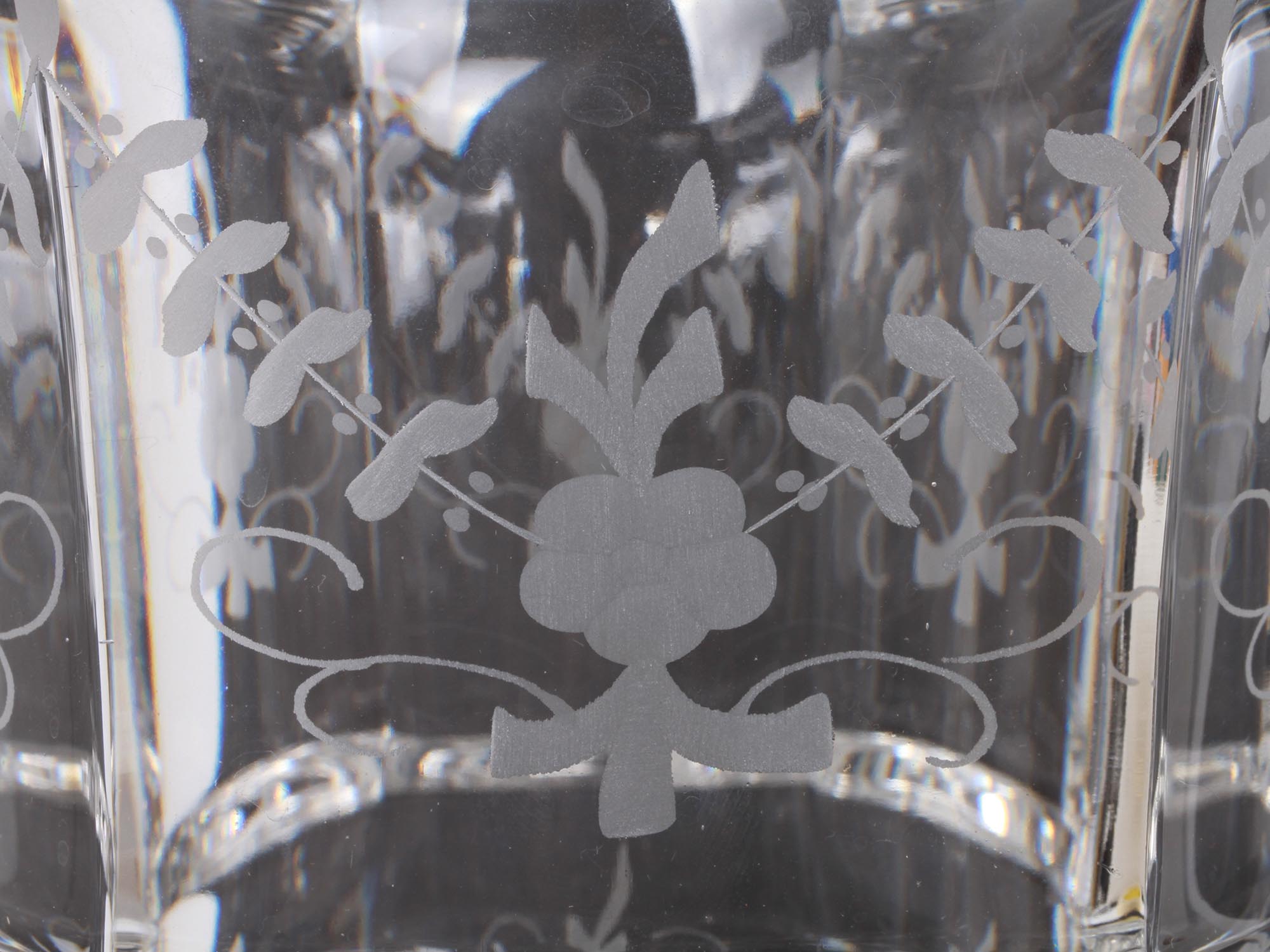 VINTAGE TIFFANY AND CO. ETCHED GLASS URN VASE PIC-5